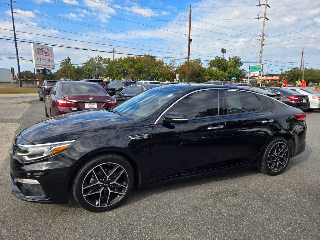 2020 Kia Optima SE's photo