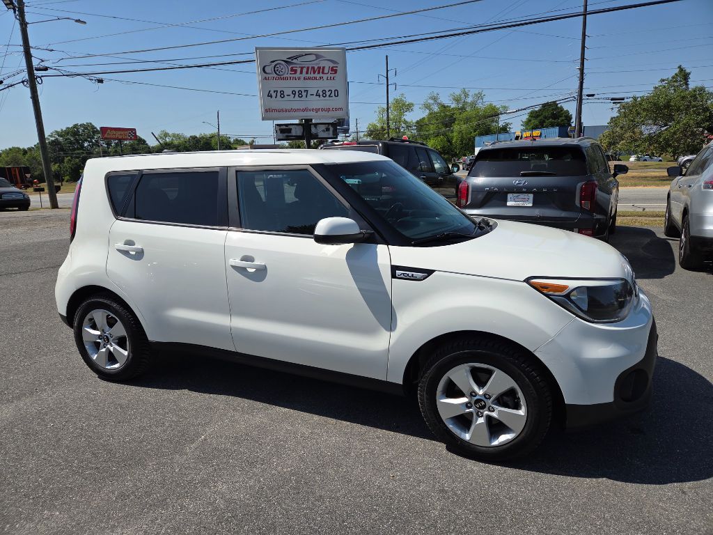 2019 Kia Soul 1.6L Base 6 A/T's photo